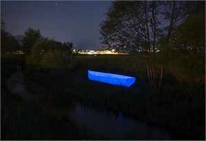Schiff, Epoxy und Nachtleuchtfarbe,
620 x 170 x 75cm
Skulpturenpark Ennetb&uuml;rgen, seit 12. Mai 2018
